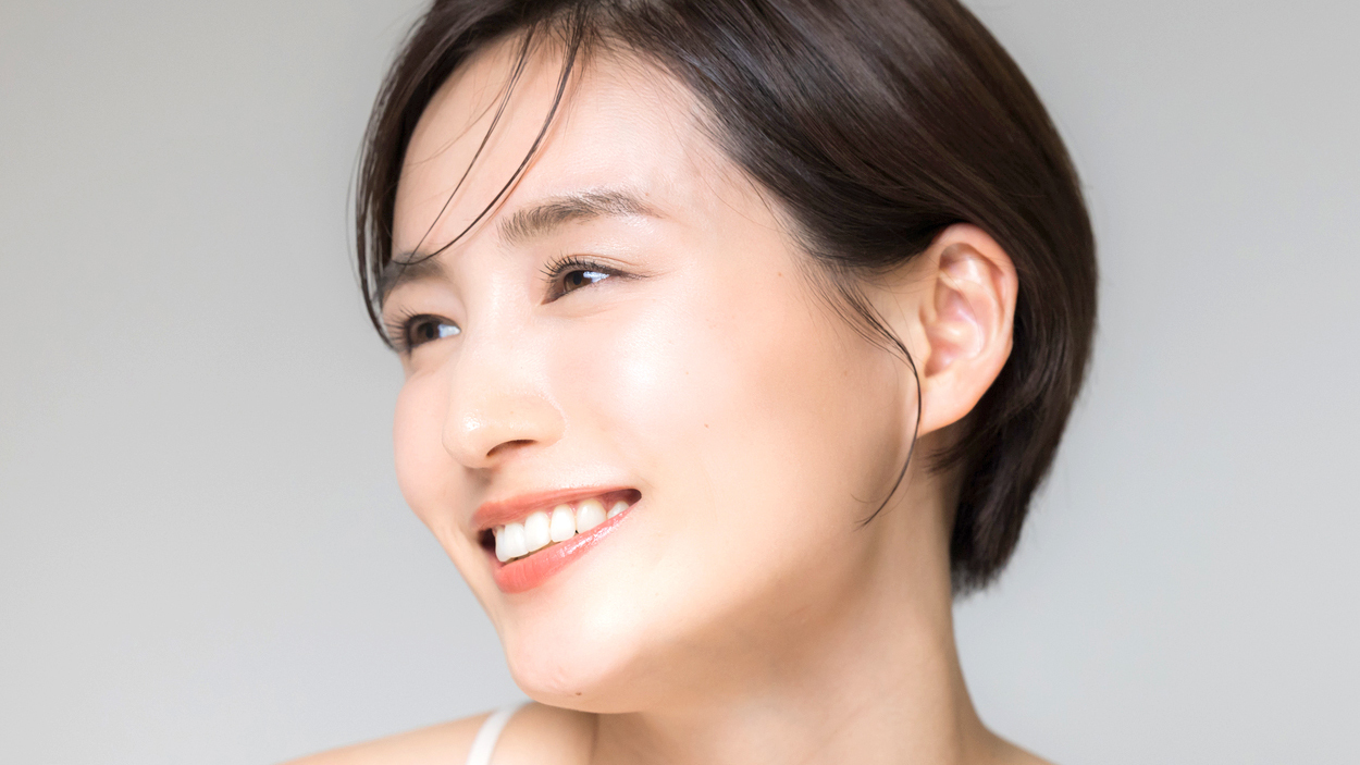 健康的な白い歯並びのイメージ